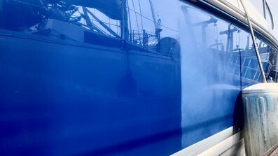Understanding Boat Fiberglass Oxidation - Chic Marine
